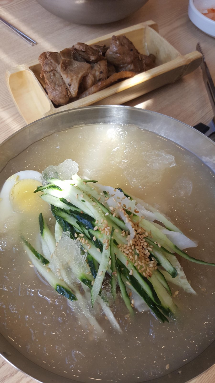 뽐뿌:자유게시판 - 팔당냉면 (냉면+고기)....jpg 팔당냉면 (냉면+고기)....jpg