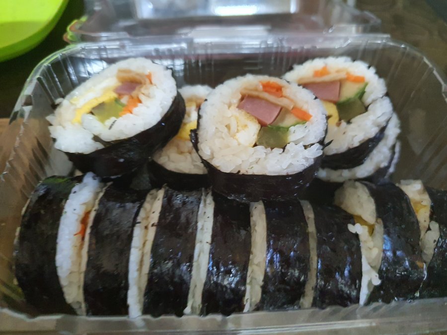어머니표 김밥에 열라면 끓여 먹기 - 뽐뿌:자유갤러리 어머니표 김밥에 열라면 끓여 먹기