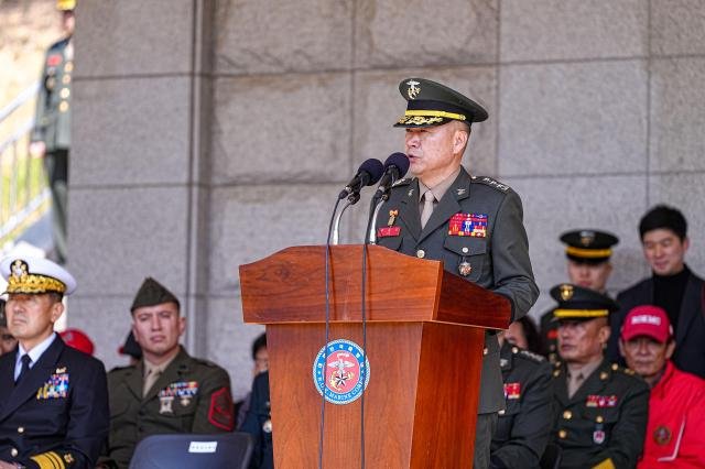 주일석 해병대사령관이 15일 해병대사령부에서 제76주년 해병대 창설 기념행사 기념사를 하고 있다 사진해병대