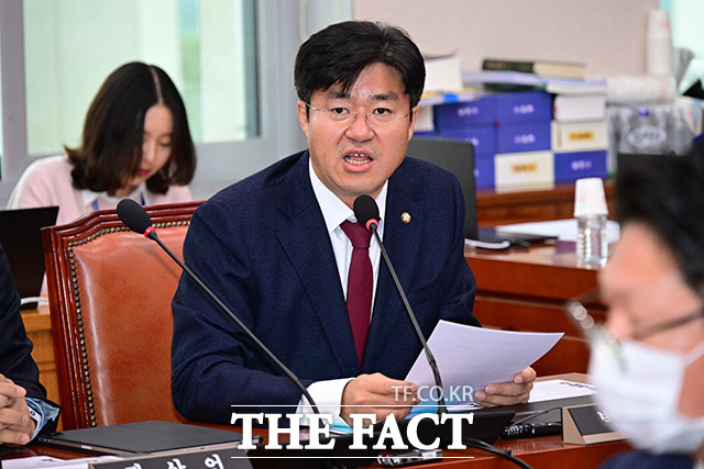 Ҿִ ڻ δǥ ȣ  ǥ ν  뺯δܿ շߴ. /ȣ 