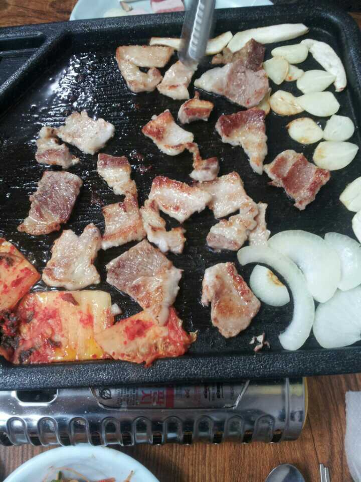 삼겹살에 소주한잔.. - 뽐뿌:자유갤러리 삼겹살에 소주한잔..
