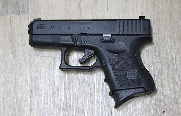 1395714949_glock26_2.jpg