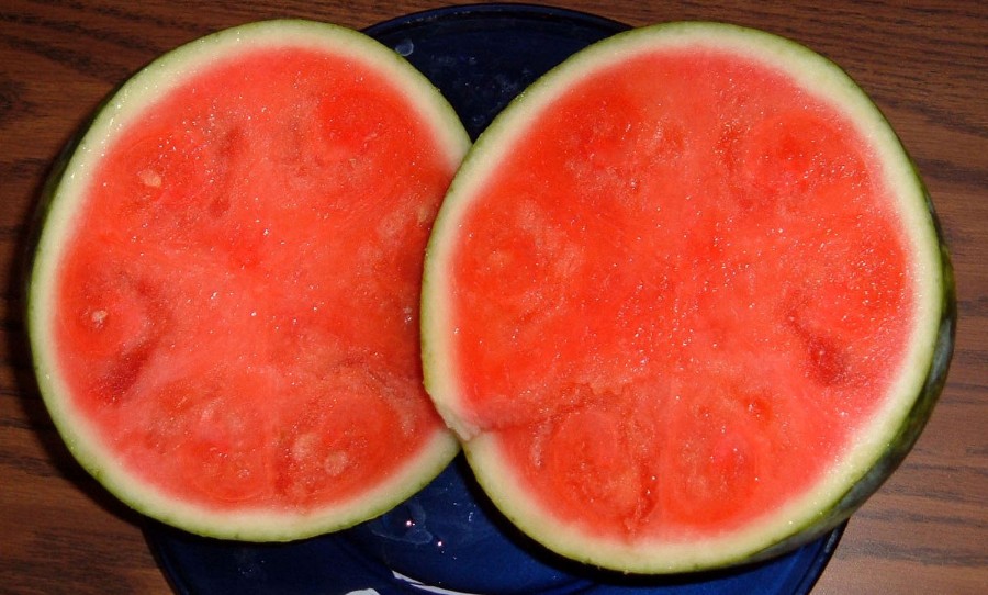 1200px-Watermelon_seedless.jpg