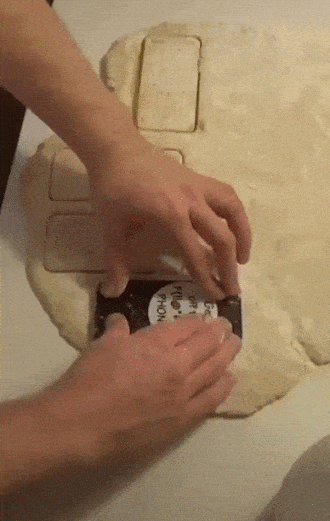 1566393034585.gif