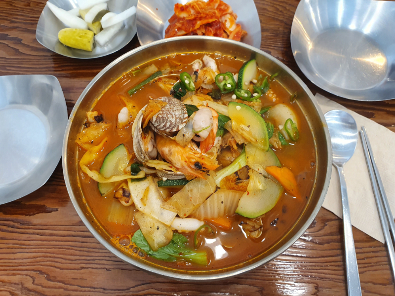 칼스토랑 해물칼국수 - 뽐뿌:자유갤러리 칼스토랑 해물칼국수