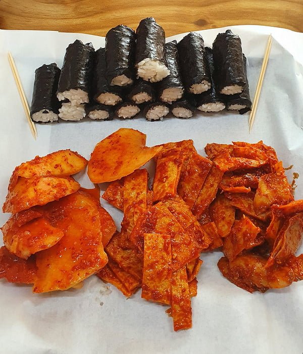 충무김밥 예전과 지금 비교 - 뽐뿌:자유게시판 충무김밥 예전과 지금 비교