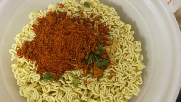 김치왕뚜껑 시장만두