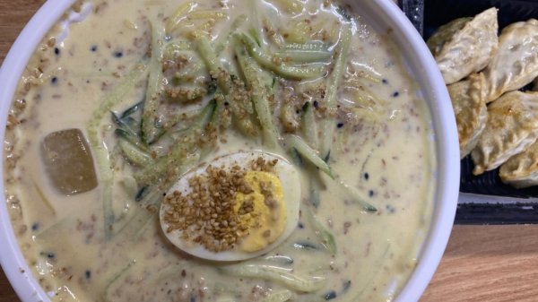 콩국수와 만두