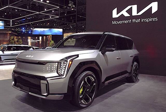 6 迡  ڵ , KGƼ(KGM), ڸ, ʷ ͽ ѱ(ѱGM)   ϼ 5  Ǹ 1   ƿƼ(SUV) Ÿ.   ȭ SUV EV9   '  EV9 GT'. /