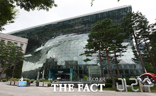조사 결과에 따르면 장애인활동지원사의 82.4%가 여성인 것으로 집계됐다. /더팩트 DB
