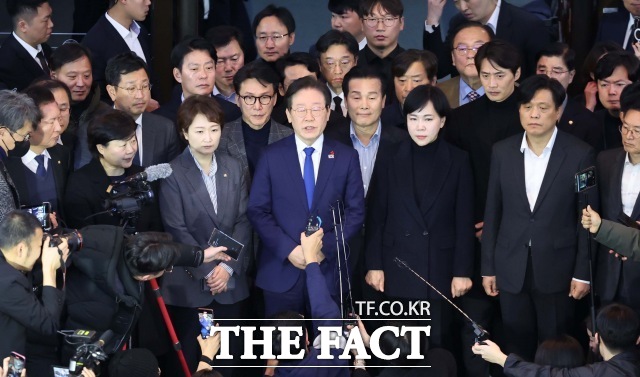  Ҿִ 뼱 ĺ 63 ſ ¸ϸ  ȸ    ʰ   δ.   ĺ 12.3    12 4 ȸ ߾ϴ . /ý